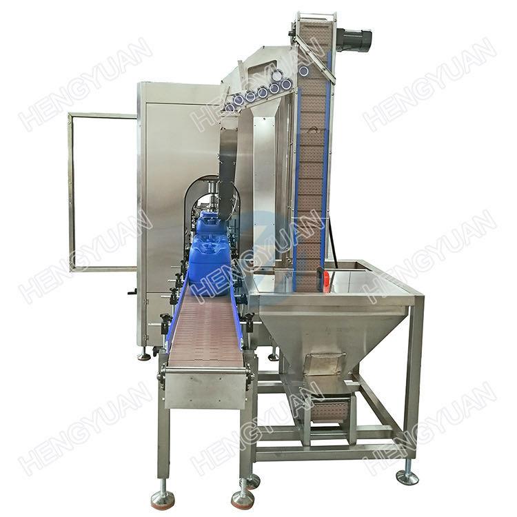 High accuracy fetching capping machine