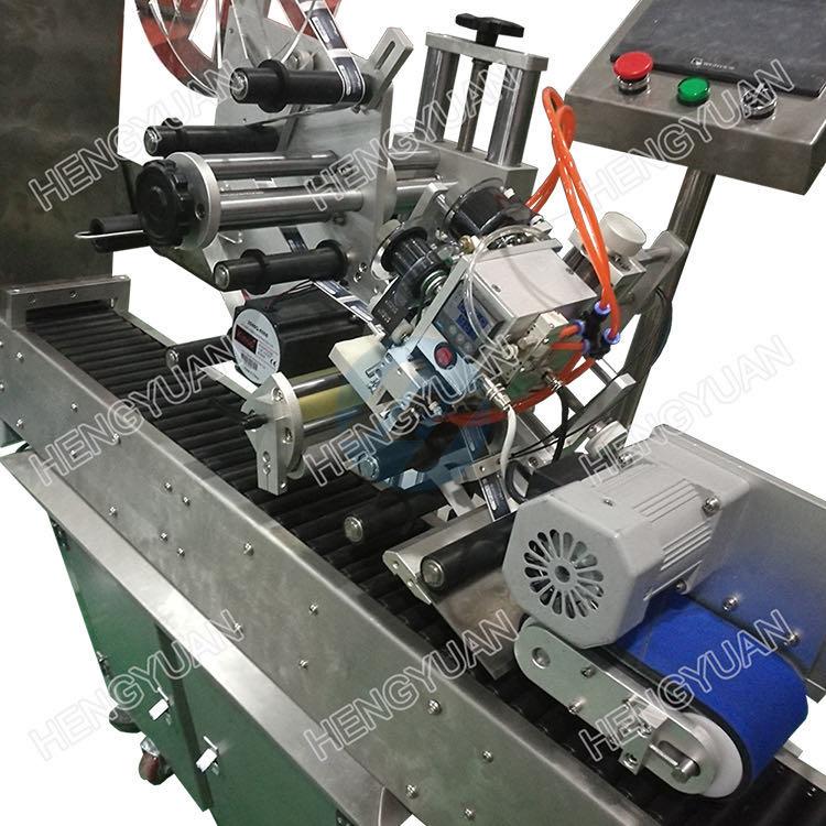 Automatic Non-dry Glue Adhesive Sticker Horizontal Round Bottle Labeling Machine Details 1